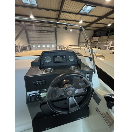 Quicksilver 675 Sundeck 2018