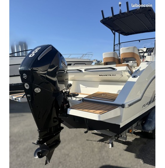 BENETEAU FLYER 7 SPACEDECK