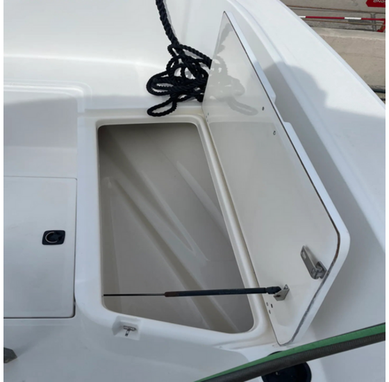 BOSTON WHALER 26 OUTRAGE