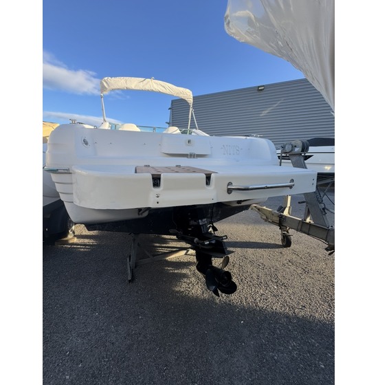 Jeanneau Leader 705 