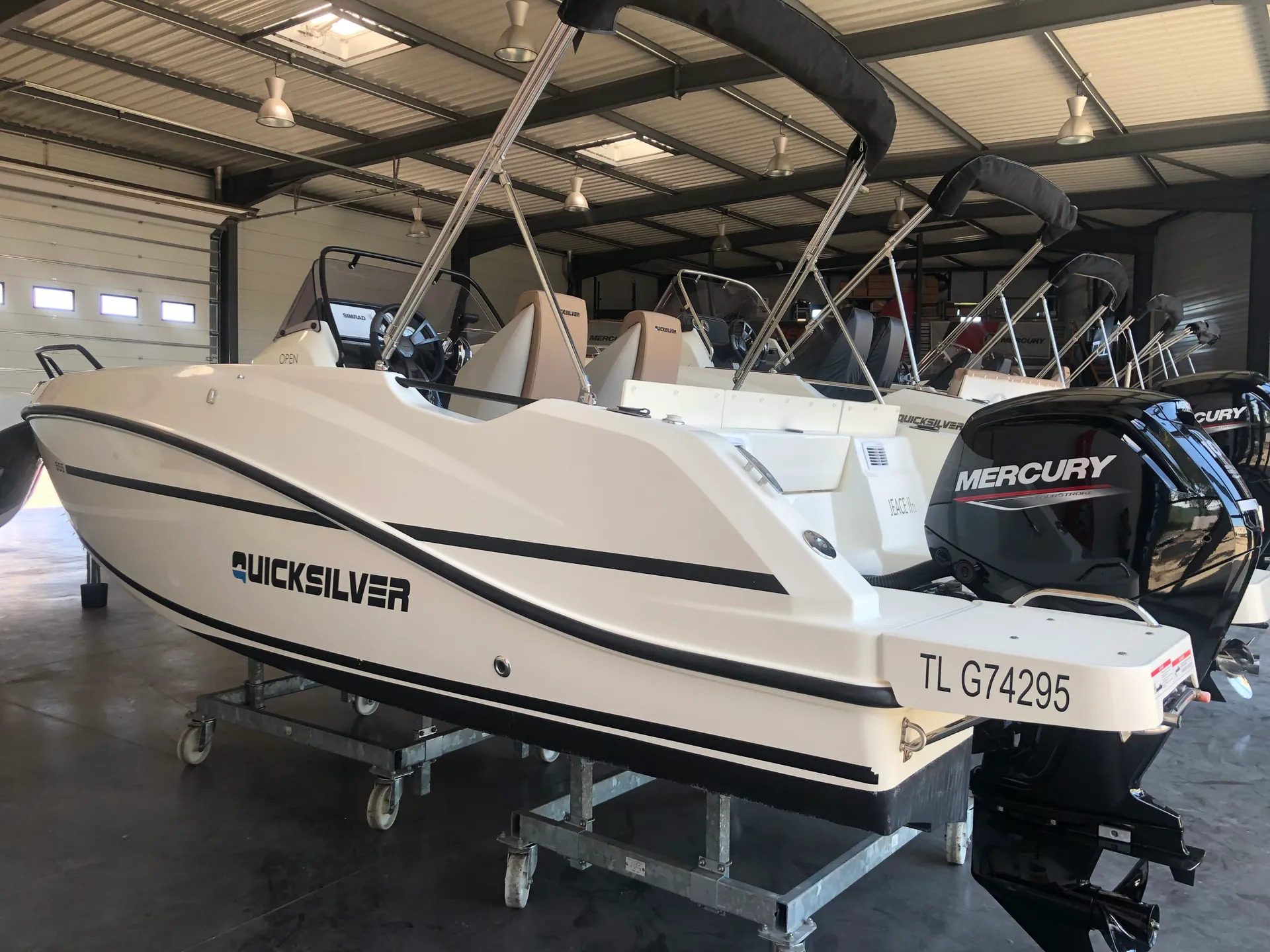 QUICKSILVER 555 OPEN 2025